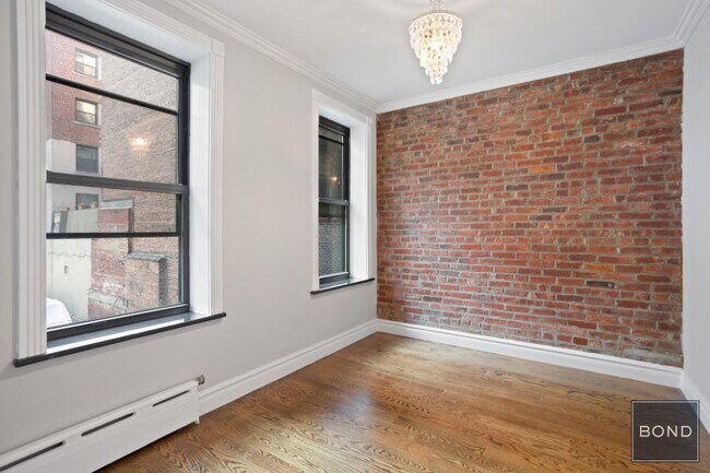 Foto del edificio - 340 E 18th St