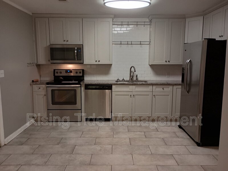 Foto del edificio - 3580 Honeysuckle Rd