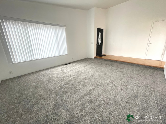 Building Photo - Spacious 3 Bedroom Home with Backyard Pati...