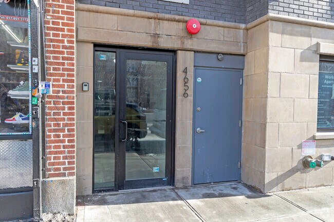 Entrance - 4656 Park Ave
