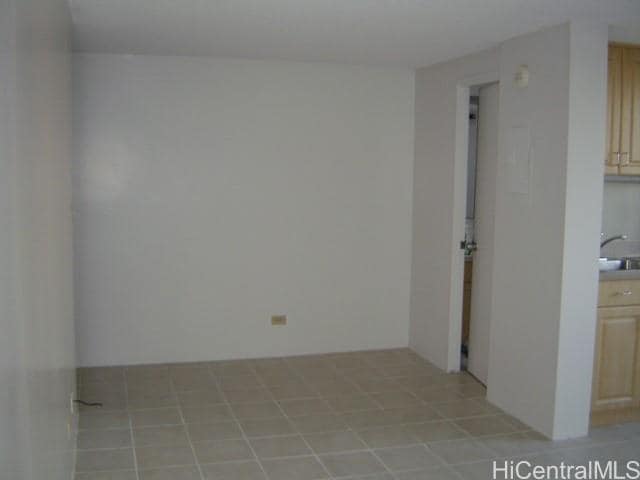 Building Photo - 824 Kinau St