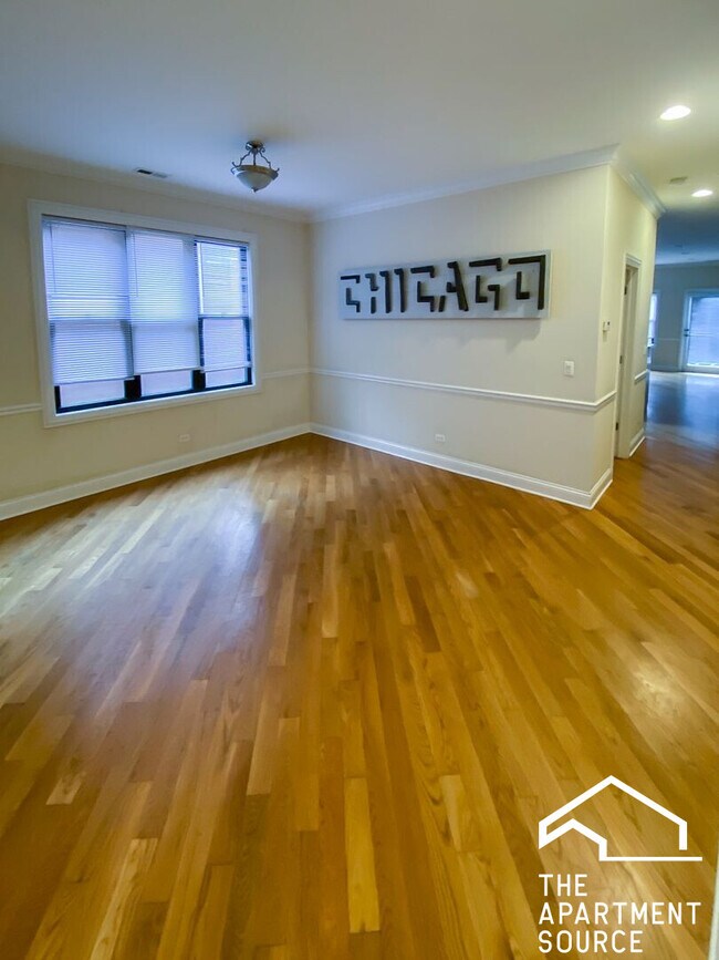Foto del edificio - 3231 N Kenmore Ave
