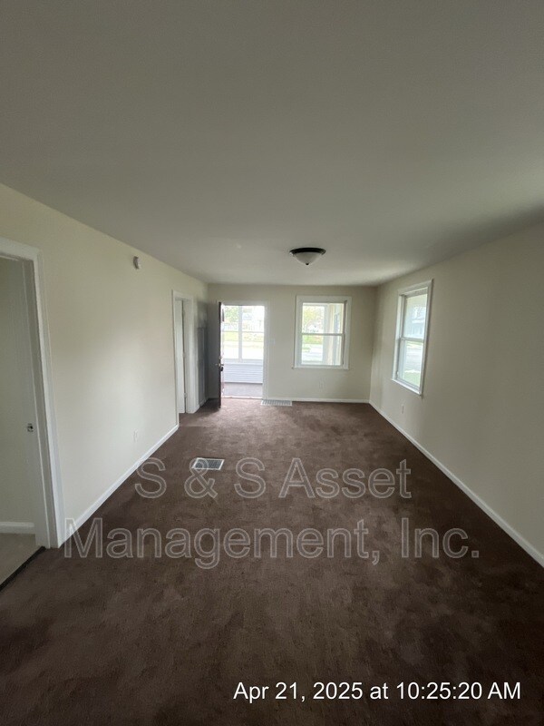 Foto del edificio - 2327 S Pennsylvania Ave