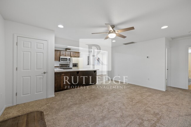 Foto del edificio - 176 Mallory Ln