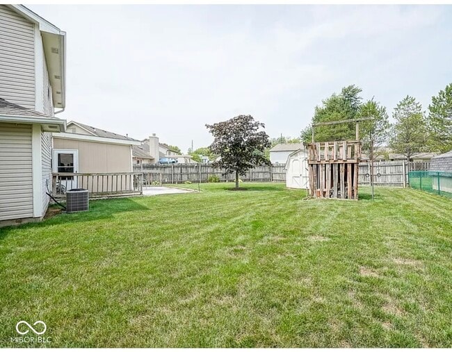 Building Photo - 11052 Oakspring Dr
