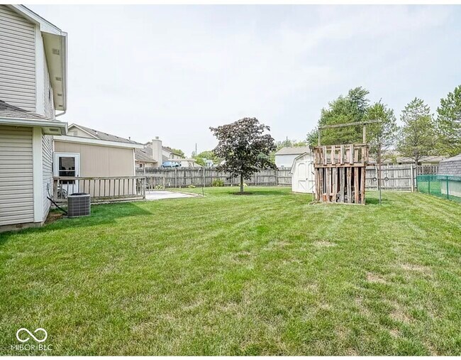 Foto del edificio - 11052 Oakspring Dr