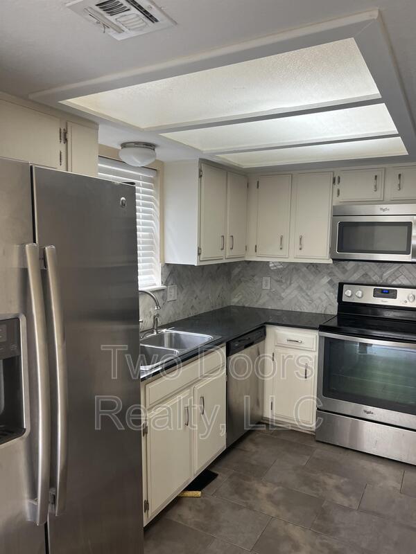 Foto del edificio - 8079 NW 23rd St