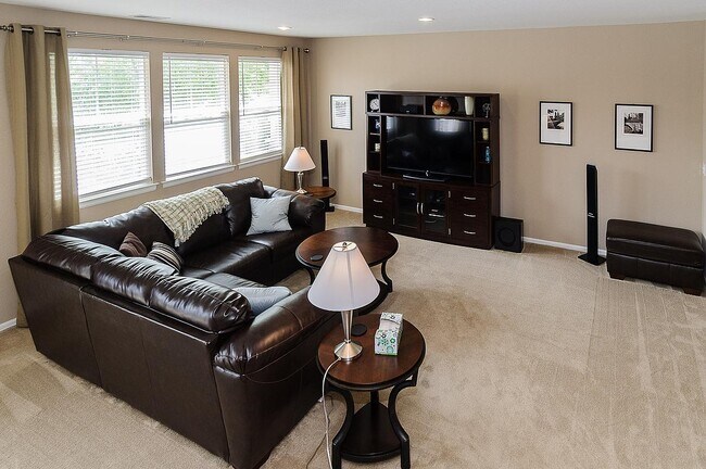 Building Photo - 9055 Apache Plume Dr