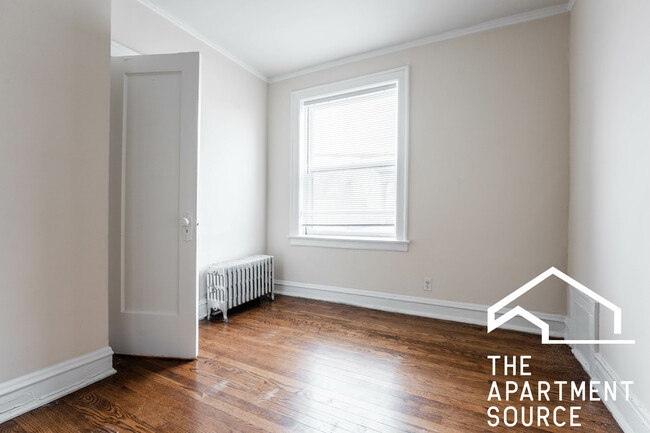 Foto del edificio - 1702 W Albion Ave