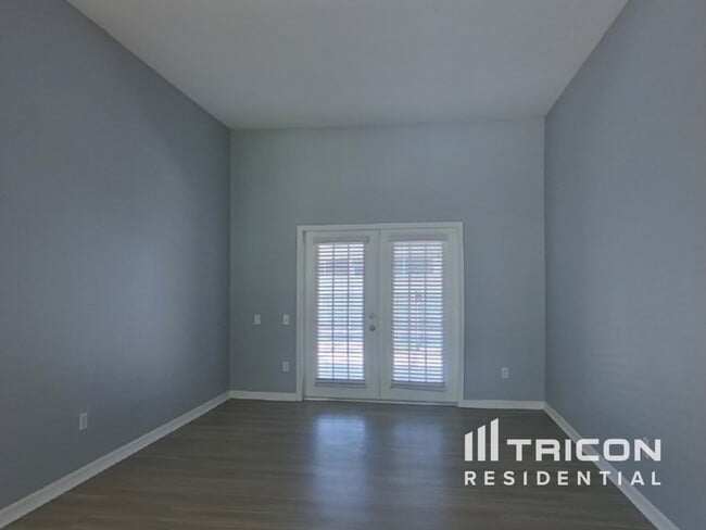 Building Photo - 7902 St Andrews Cir
