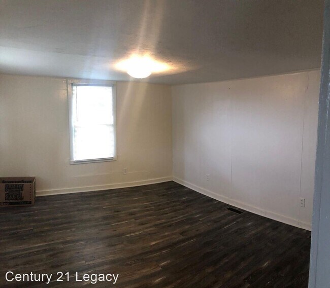 Building Photo - 1 br, 1 bath House - 306 Housley Ave