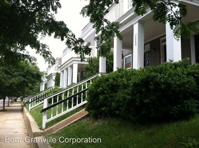 Primary Photo - 2010 Idlewood Ave