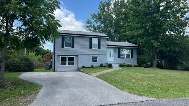 Foto del edificio - 3524 Woodridge Dr SE