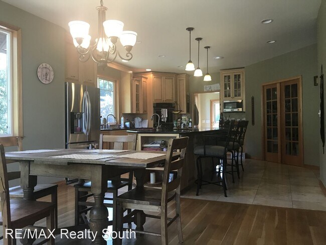 Foto del edificio - 4 br, 3 bath House - 19433 132nd Ave SE