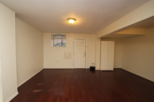 Foto del edificio - 1220 St Paul St