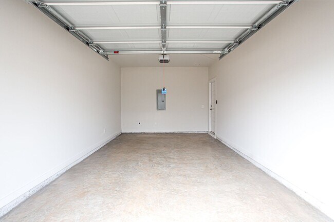 Foto del edificio - 715 W Vincent Dr