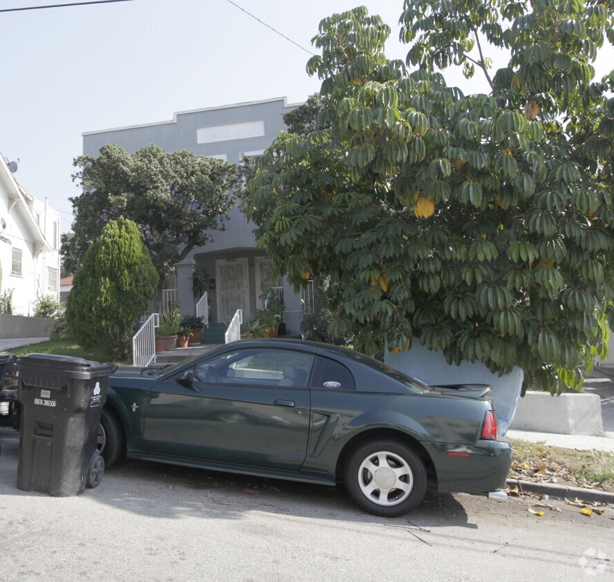 Foto del edificio - 1614-1616 1/2 Edgecliffe Dr