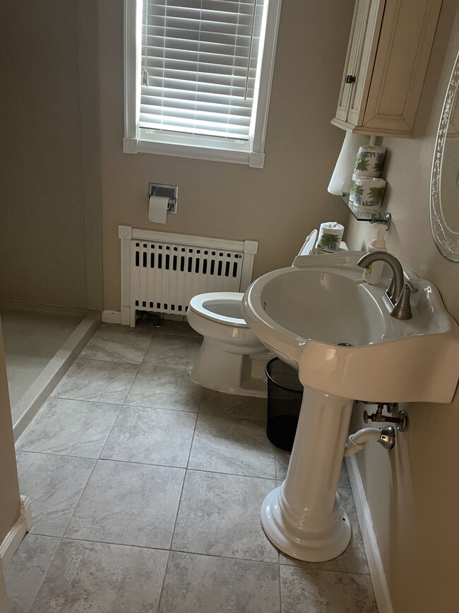 Bathroom - 49 Pehle Ave