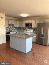 Building Photo - 103 Stoney Brook Ct