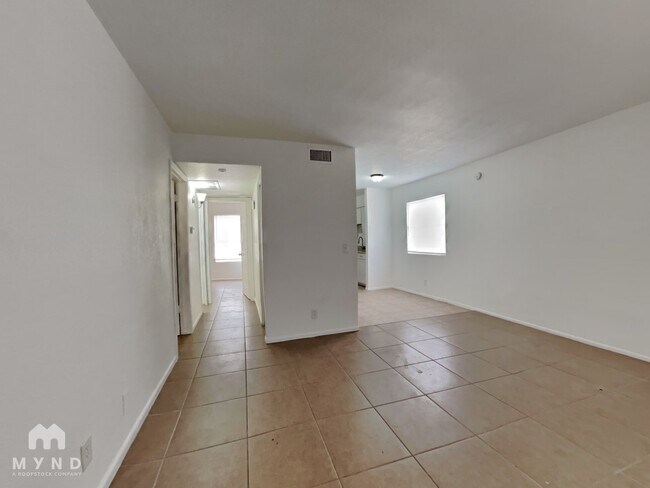 Foto del edificio - 6657 W Ocotillo Rd