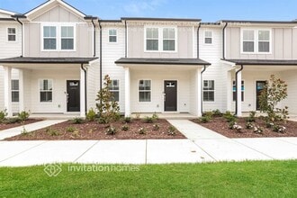 Building Photo - 230 River Rock Dr