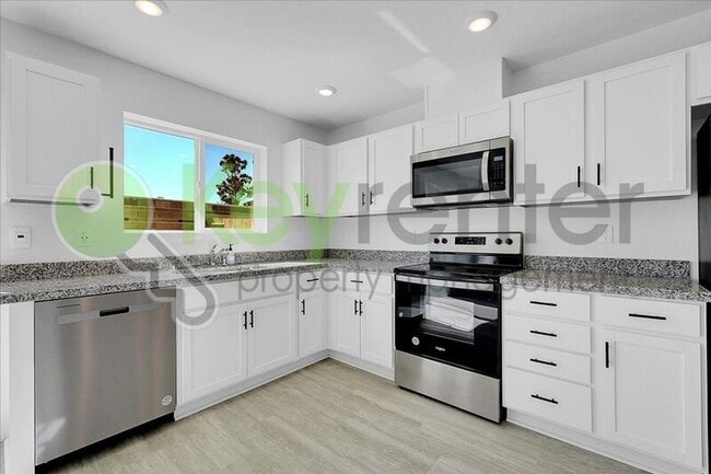 Building Photo - 2129 Shady Tree Cir