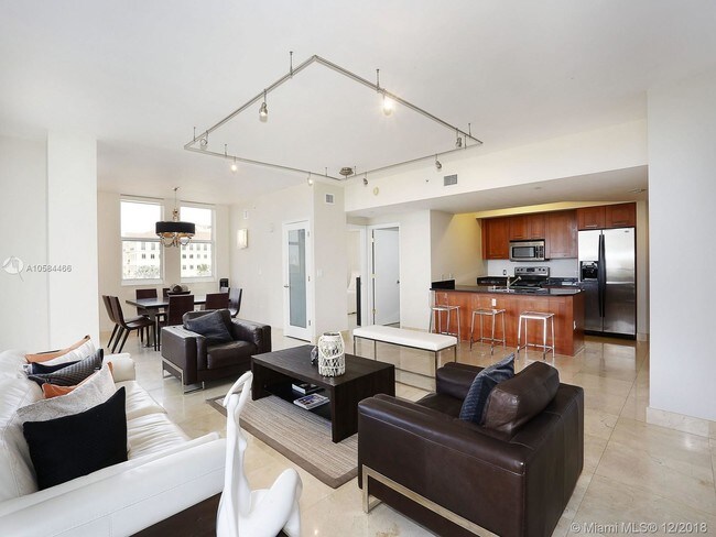 Foto del edificio - 4100 Salzedo St