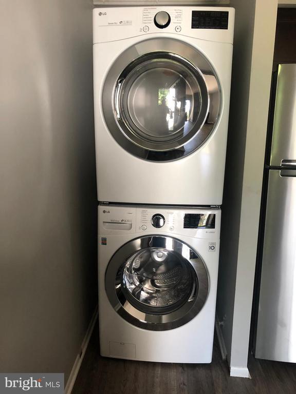 Foto del edificio - 346 Coventry Ct