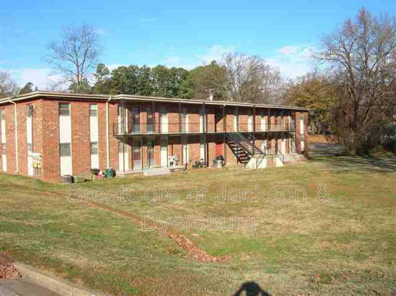 1002 Hillcrest Ave, Dyersburg, TN 38024 House for Rent in Dyersburg