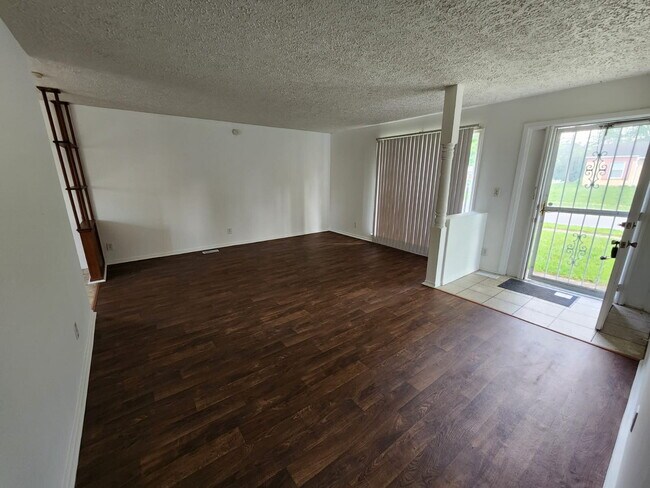 Foto del edificio - "Charming 3-Bedroom Home in Indianapolis –...