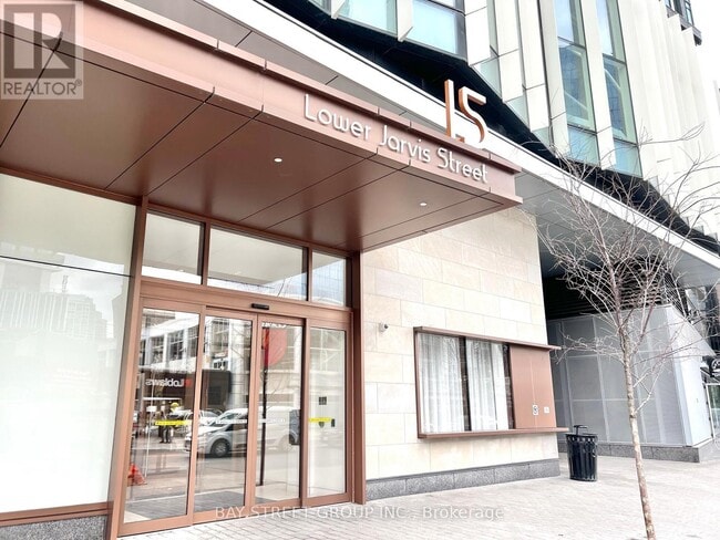 Photo du bâtiment - 15 Lower Jarvis St