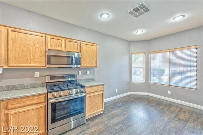 Foto del edificio - 3BD/2.5BA | Open-Concept Living in Gated Cottages at Southern Hills
