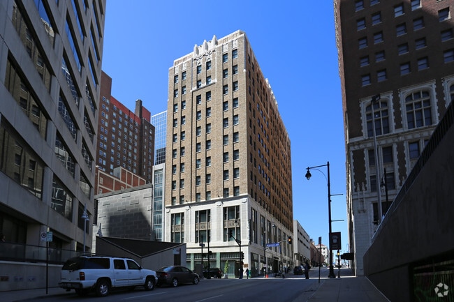 Primary Photo - Fairfax Loft Apartments