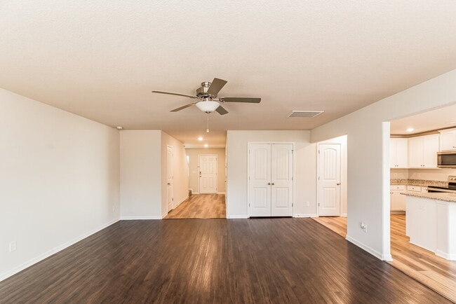 Building Photo - 85 Shallow Dr