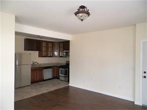 Building Photo - 69 Amboy Ave