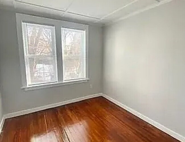 Foto del edificio - 110 Brook Rd