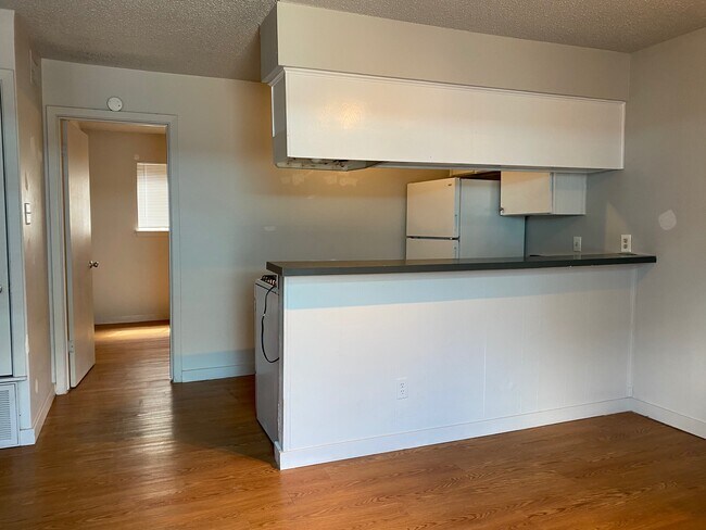 Building Photo - 3816 Speedway