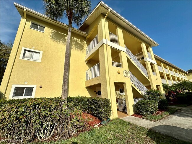 Foto del edificio - 8297 Key Royal Ln