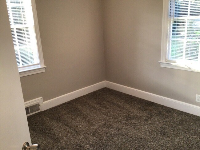 Foto del edificio - Charming 3 Bedroom in Columbia!