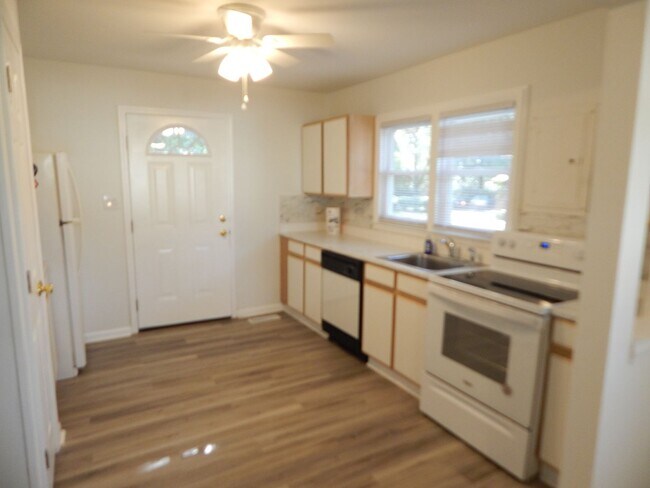 Foto del edificio - Wrightsville Ave.