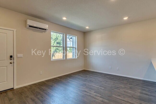 Foto del edificio - Brush Prairie Area Townhome