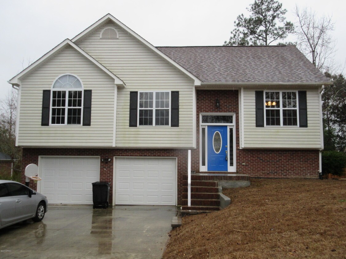 Primary Photo - 703 Riva Ridge Rd