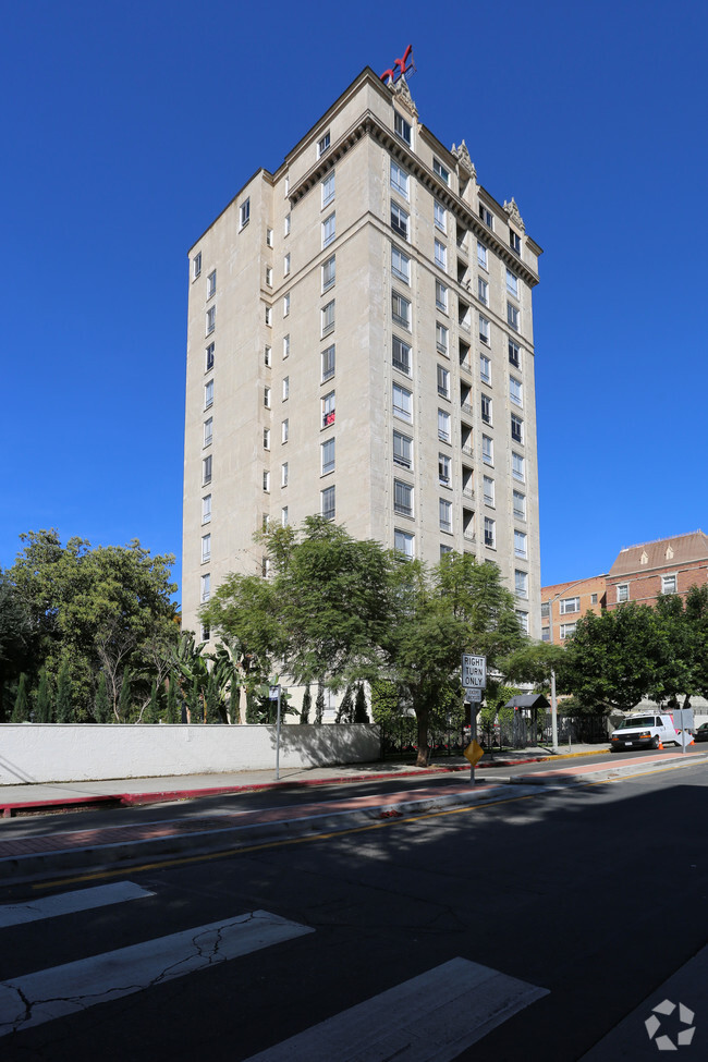 Building Photo - The Fontenoy