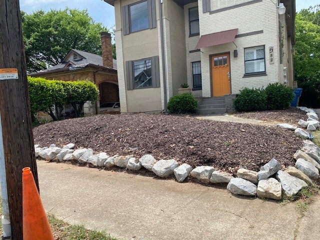 Foto del edificio - 588 Parkway Dr NE