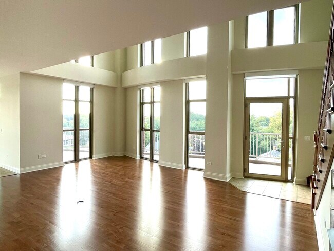 Foto del edificio - 520 S Washington St