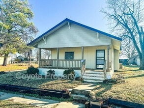 Building Photo - 201 S Jones Ave