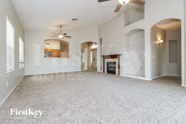 Building Photo - 10802 W Granada Rd