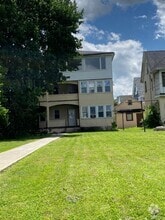 Building Photo - 523 S Webster Ave
