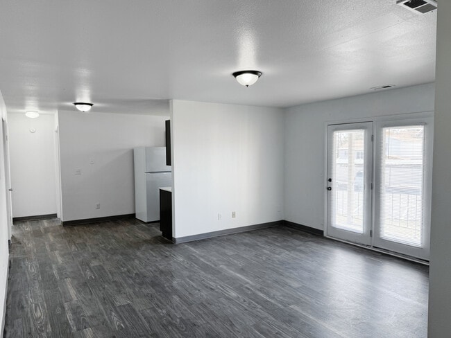 Living Room - Cambridge Cove