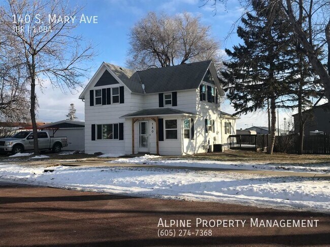 Foto del edificio - 3 Bed/1 Bath Home with 2 Car Garage in Tea!